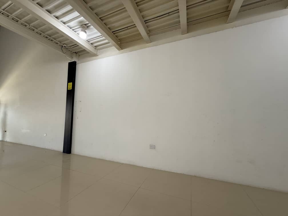 WhatsApp Image 2025-10-01 at 3.42.02 PM (2)