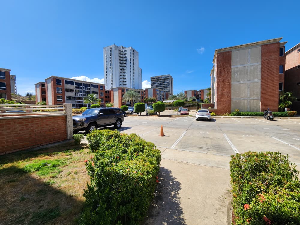 WhatsApp Image 2025-10-02 at 3.23.32 PM (2)