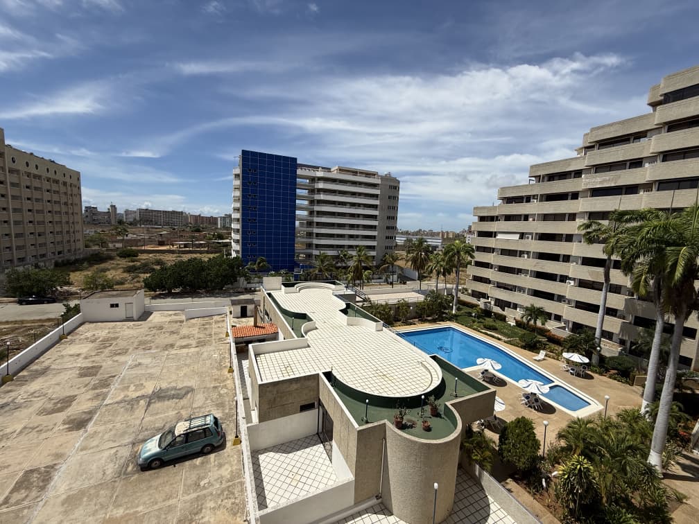 WhatsApp Image 2025-10-03 at 3.07.43 PM (1)