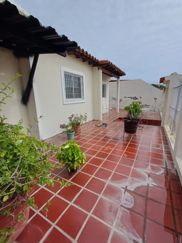 WhatsApp Image 2025-12-10 at 2.13.08 PM (1)